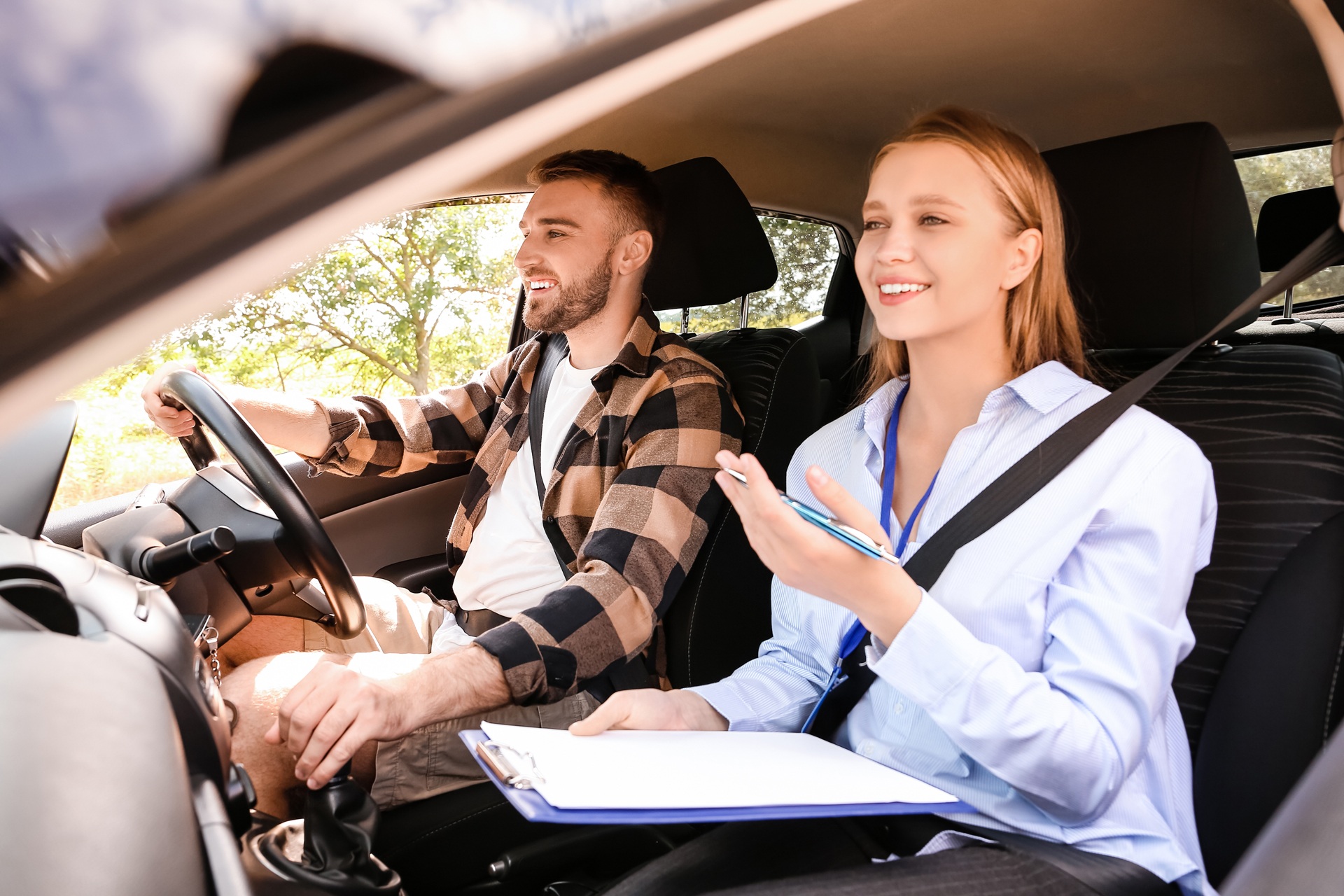 Get Road-Ready with Tailored Professional Driving Lessons